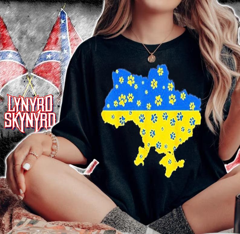 Paw Support Ukraine T-Shirt t-shirt