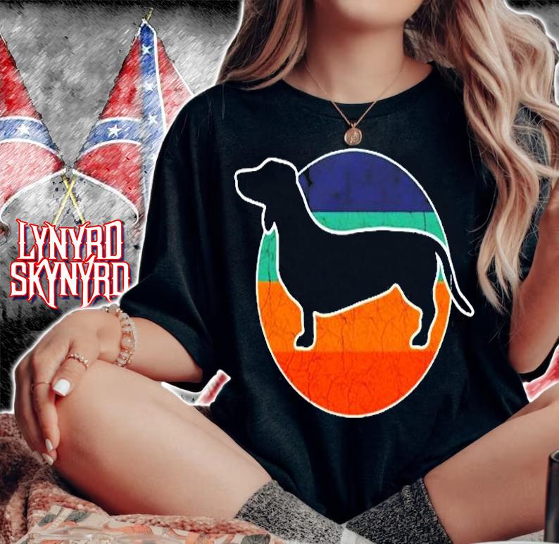 Vintage Retro Dachshund Dog Silhouette Wiener T-Shirt t-shirt