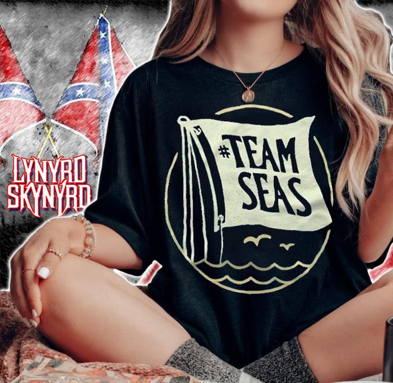 Team Seas flag T-shirt woman shirt