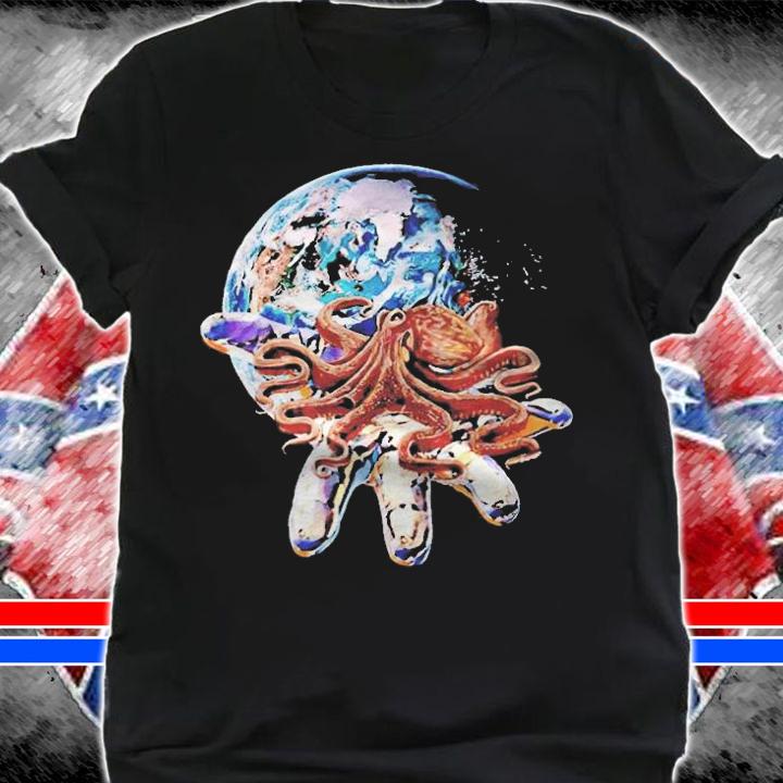 Octopus tentacle motif squid ocean animals Octopuses T-shirt shirt
