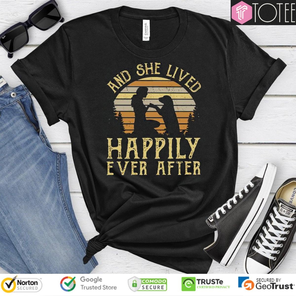 Girl And Her Dog She Lived Happily Ever After Sunset Vintage T-shirt