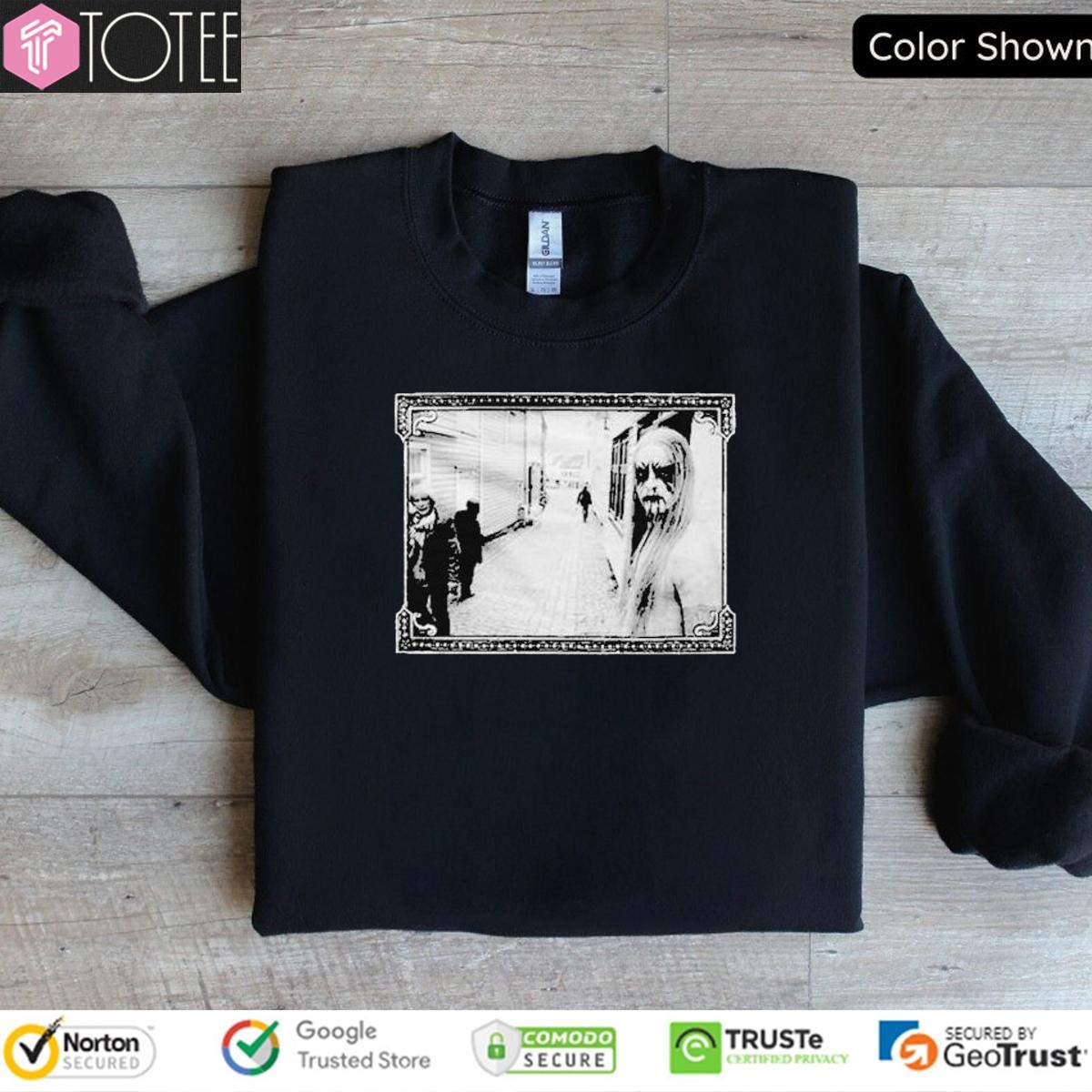 Sweatshirt